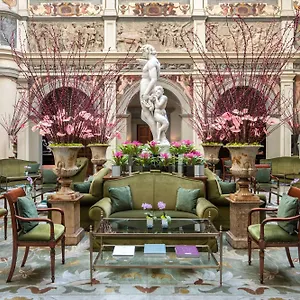 Four Seasons Hotell