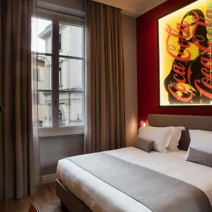 The Frame Hotell